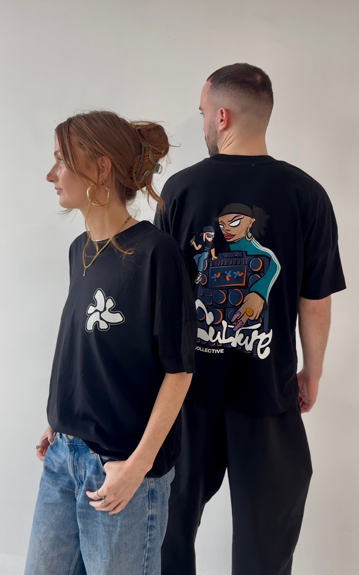 Black oversized t-shirt rave outfit Britain underground