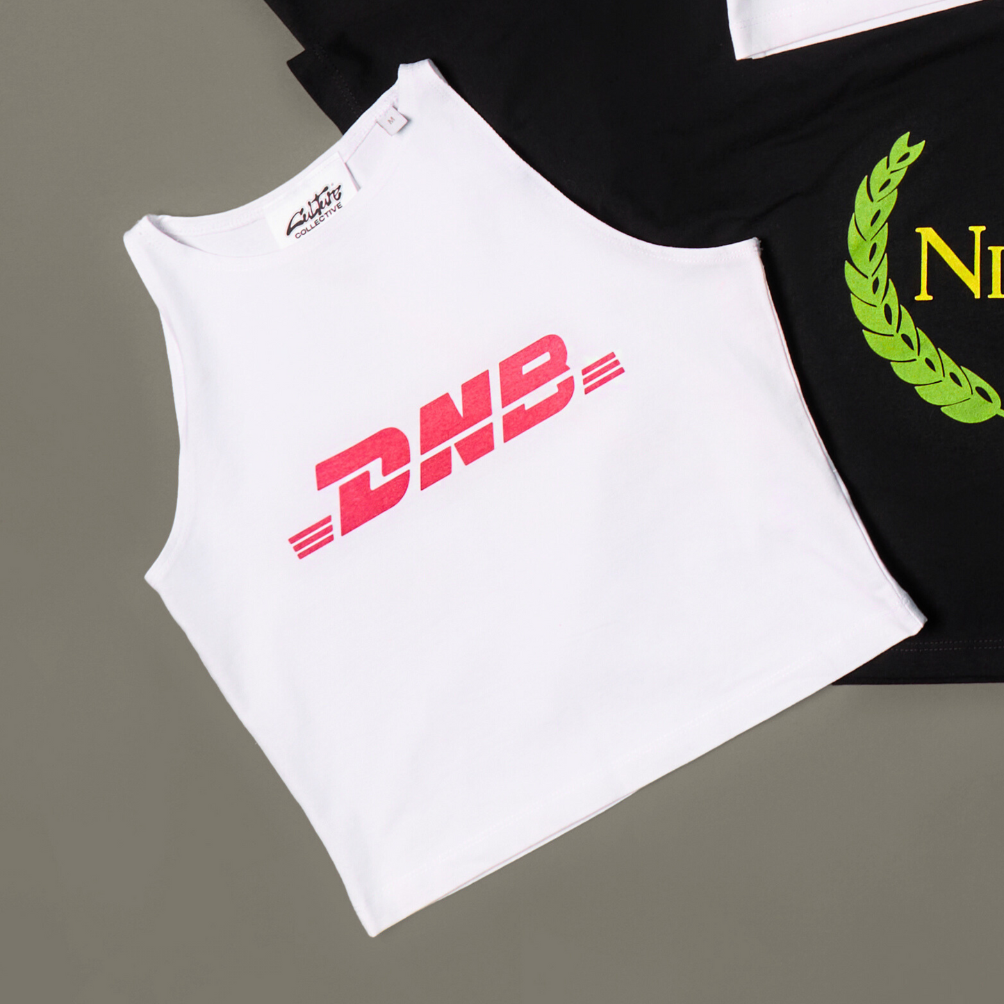 DNB DELIVERY CROP TOP WHITE