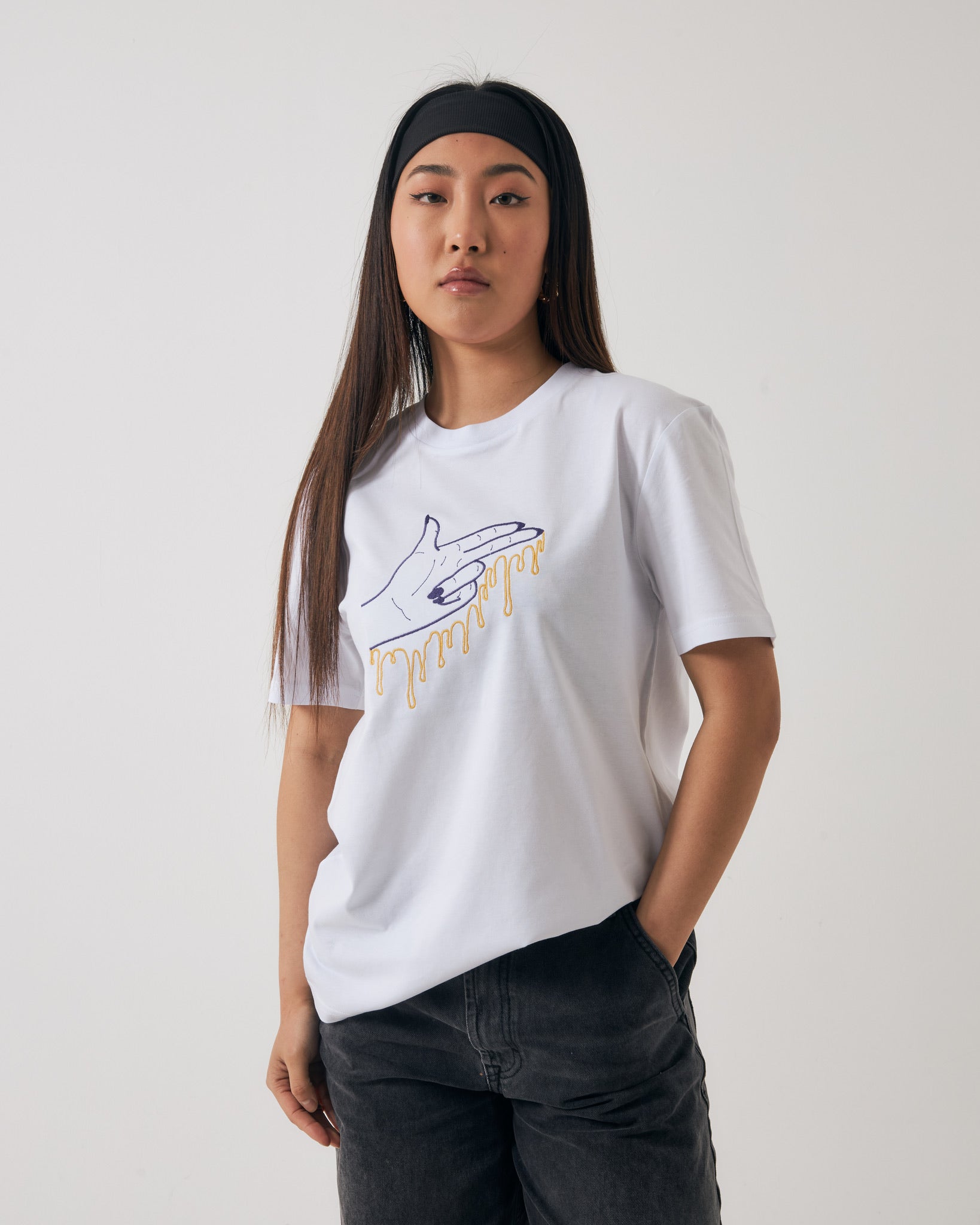 Bassline gun finger t-shirt