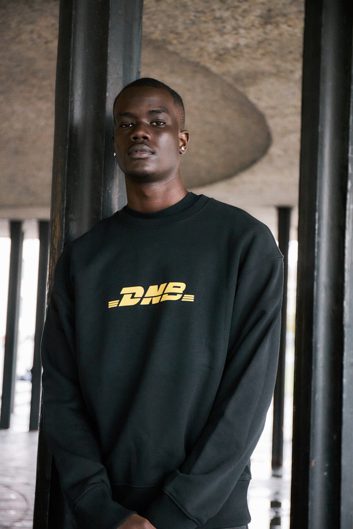 DNB DELIVERY SWEATSHIRT BLACK